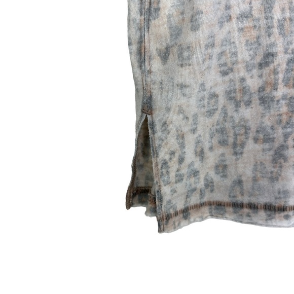 Free People Women's Tops Free People Tourist Tee Animal Print Size XS - Picture 5 of 11